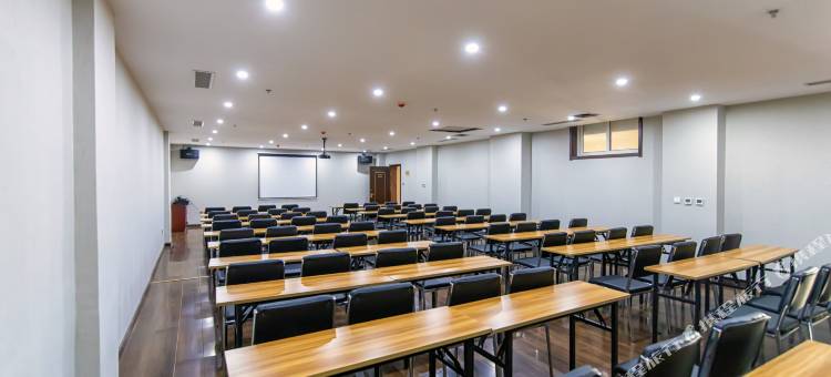 青岛昊业优品酒店(城阳十五中富达国际商贸城店)图片