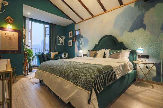 嘉美空间影院民宿(武汉欢乐谷店)