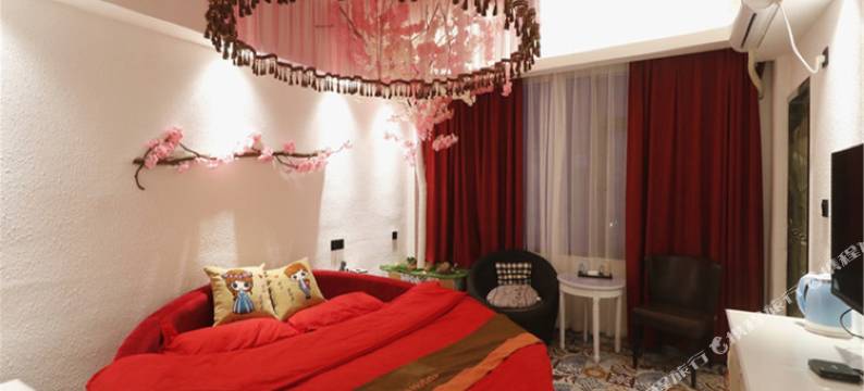 遇花享主题酒店(株洲红旗广场店)图片