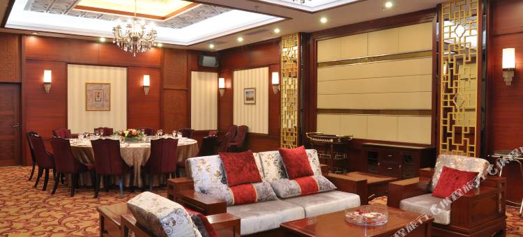 哈尔滨华融饭店(哈尔滨火车站博物馆地铁站店)图片