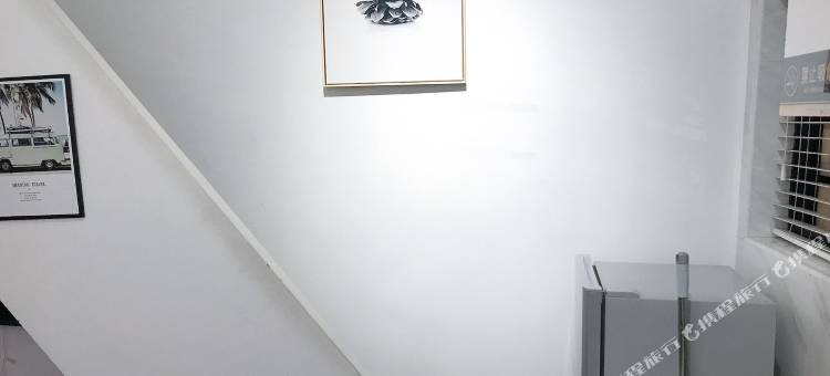 上海一米阳光Y公寓(石门一路分店)图片