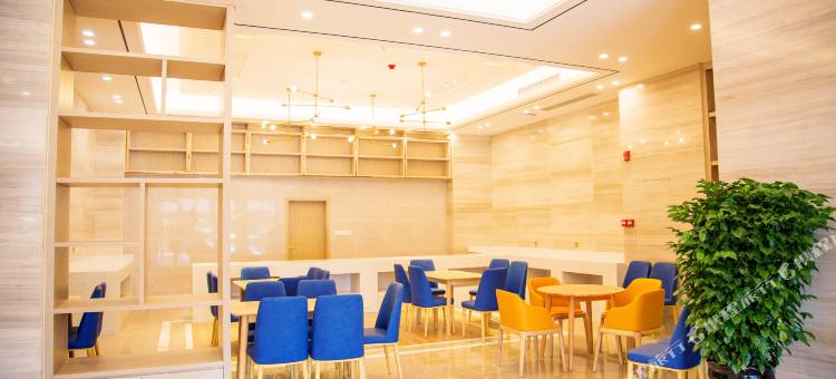 凯里亚德酒店(广州北站地铁站店)图片