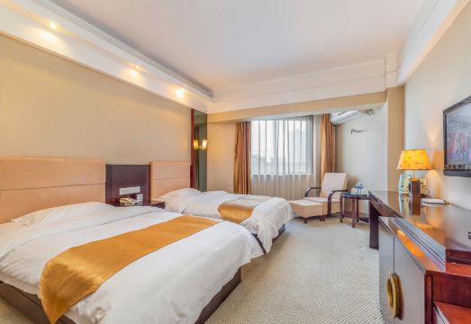 新豫东大酒店（洛阳王城公园万达广场店）外景图