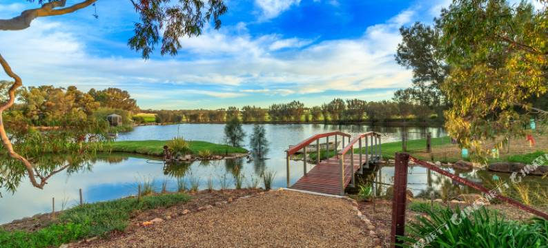 斯通韦尔葡萄园别墅(Stonewell Cottages & Vineyards)图片