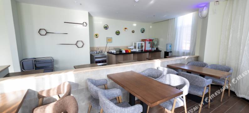 尚客优精选酒店(威海高铁站店)图片