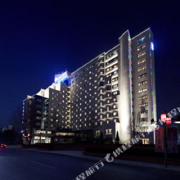 潍坊富华大酒店(b座)