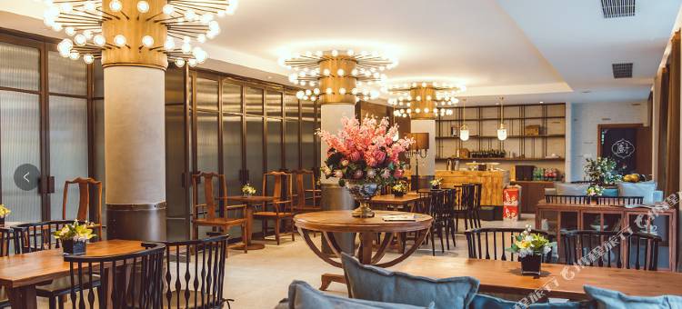 开封清明上河园海棠花语酒店图片