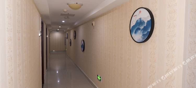 华驿精选酒店(泰安高铁站刘老根大舞台店)图片