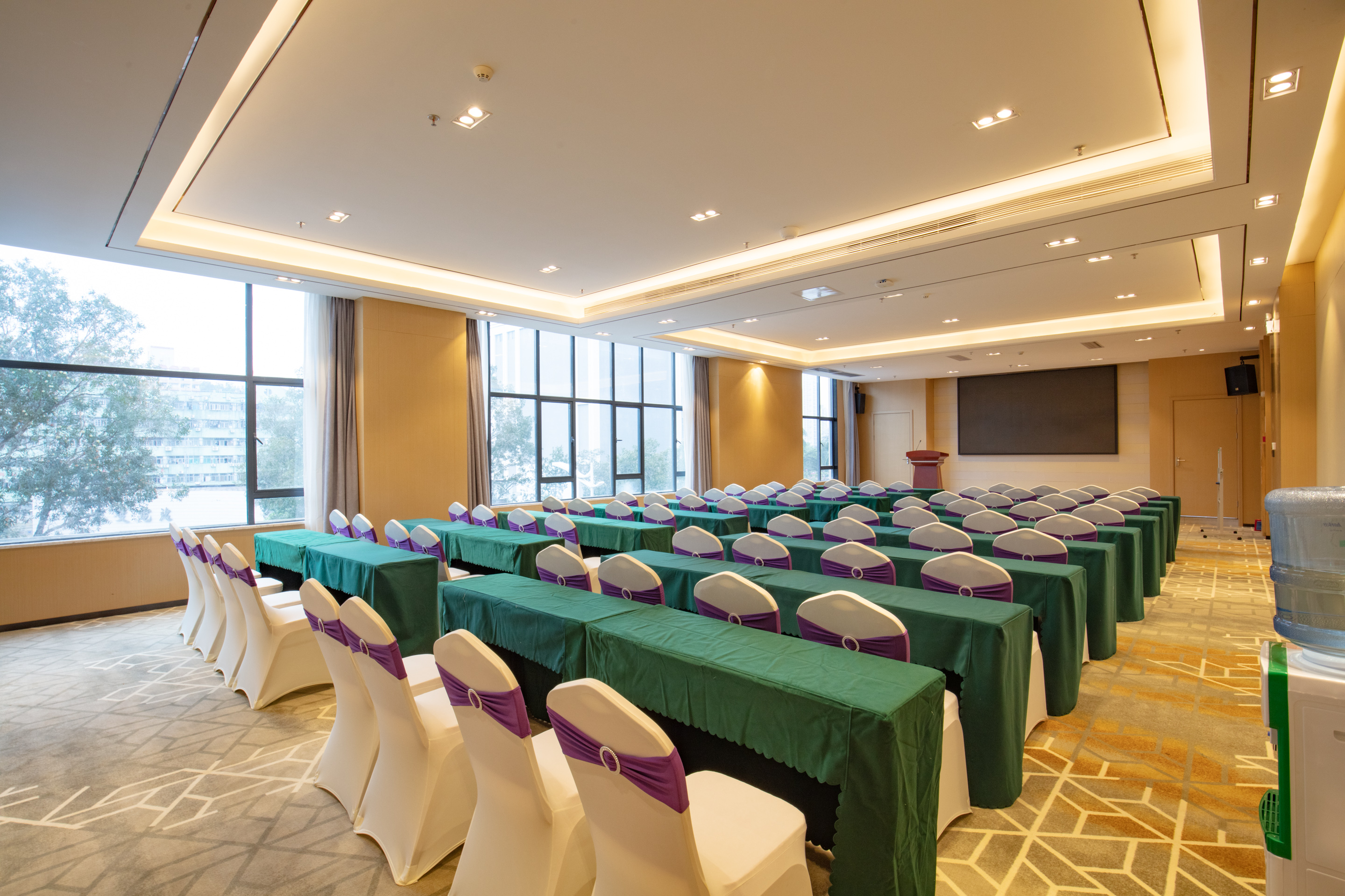 Zhuhai Huogongdian Hotel (Vanke Shihua No.66)Over view