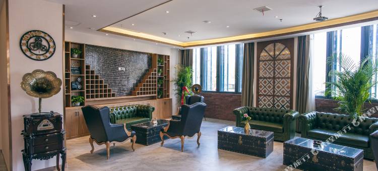 喆啡酒店(青岛东方影都朝阳山地铁站店)图片