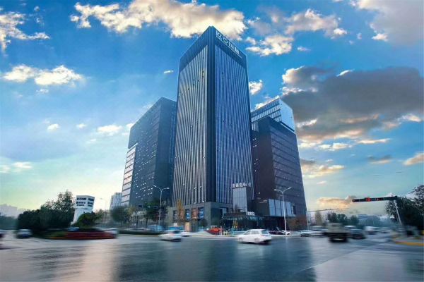 自由人酒店西安欧亚国际会展中心店