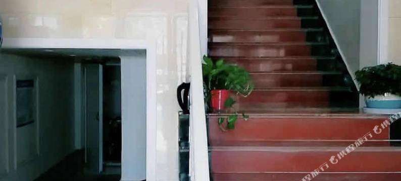 宁国山里红宾馆图片