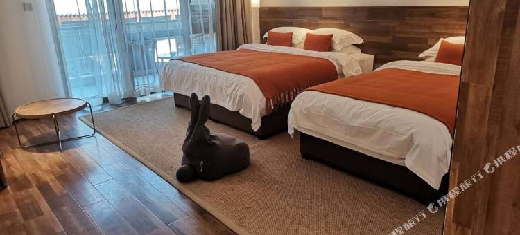 铜川溪山逸居酒店图片