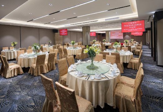 Ramada Shanghai Pudong International Airport East StationHotel Overview