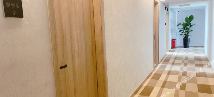 艺选安來酒店(江阴周庄成化高级中学店)图片