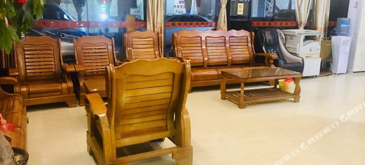 南宁百宁商务酒店(杉杉奥特莱斯商业广场店)图片