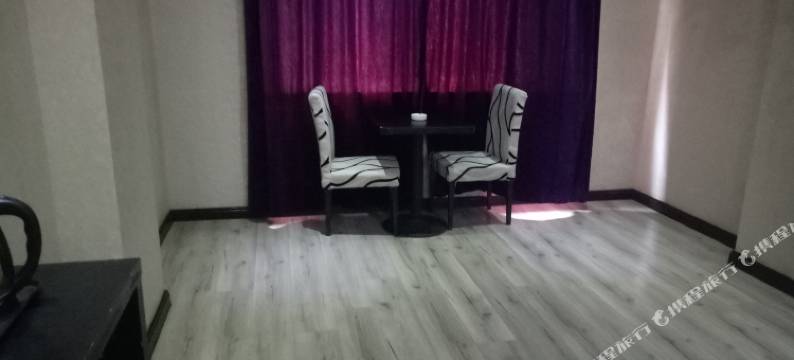 湛江城市118连锁酒店(麻章车站财贸学校店)图片