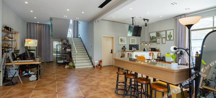 涠洲岛右岸旅居民宿(贝壳沙滩店)图片