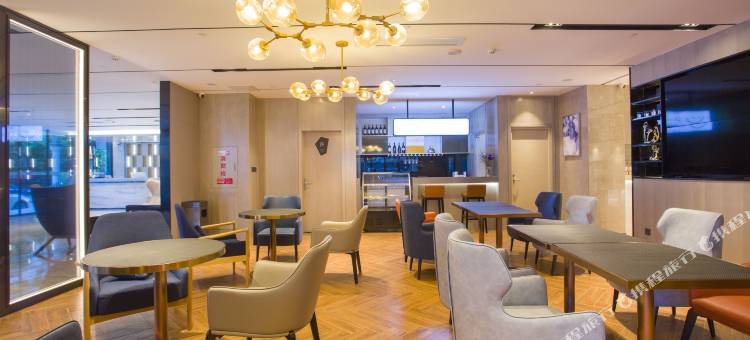 宜尚酒店(西双版纳景洪告庄西双景星光夜市店)图片