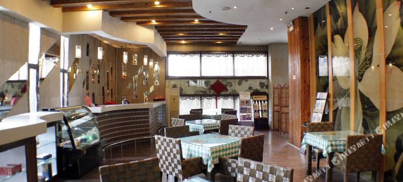 天津夏日荷花鼓楼酒店图片