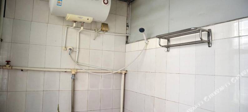 泰安龙潭招待所(泰山站中心医院店)图片