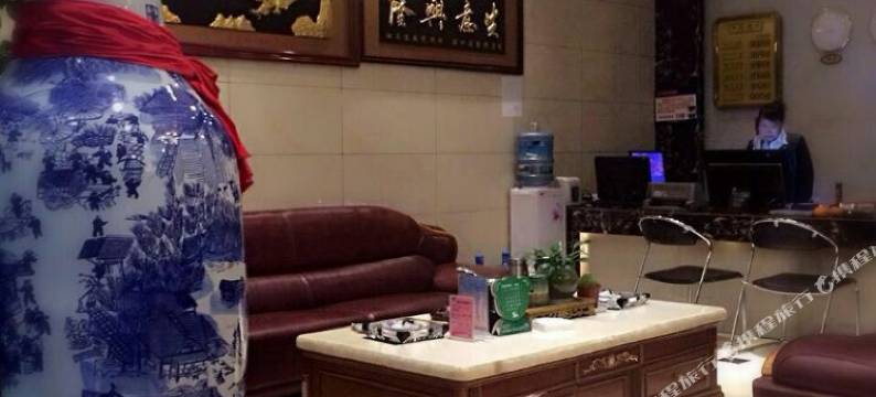 盈江洪洲商务酒店图片