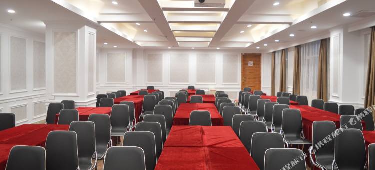 鸿雅酒店(石家庄火车站万象城店)图片