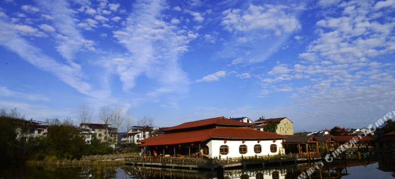 武夷山蓝色天空青年旅社图片