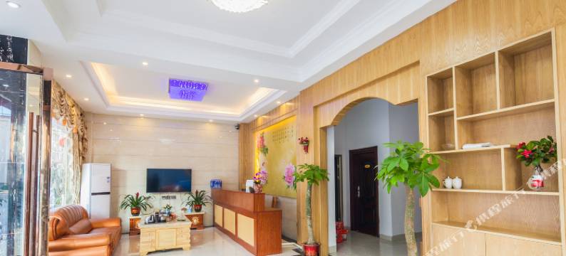 丹霞山月伴湾客栈图片