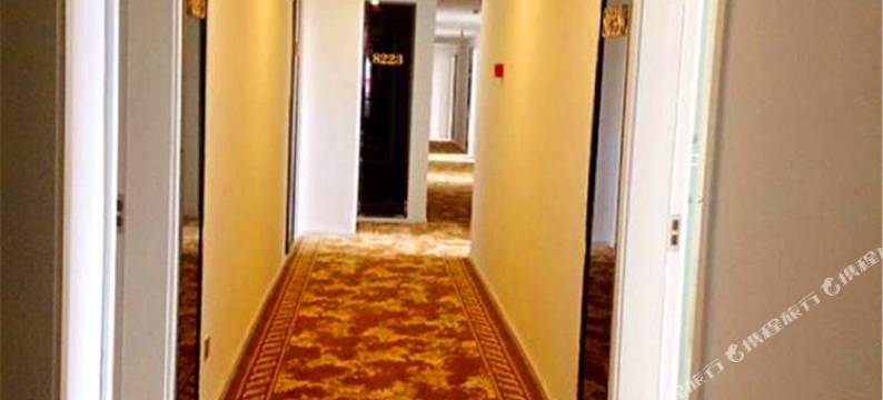 星期天商务酒店(成都医学院店)图片