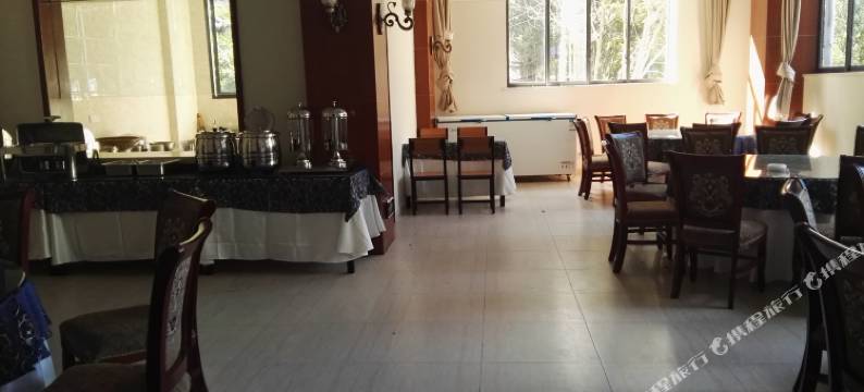 宝兴美家酒店图片