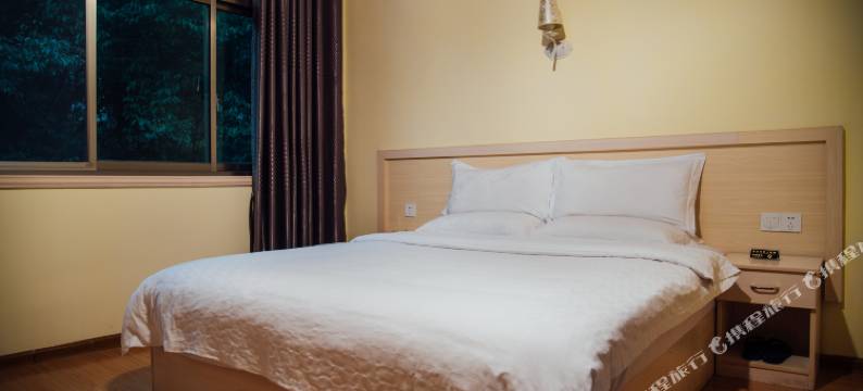 长沙大围山园外圆客栈图片