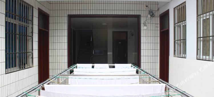 OYO新乡程懿宾馆图片