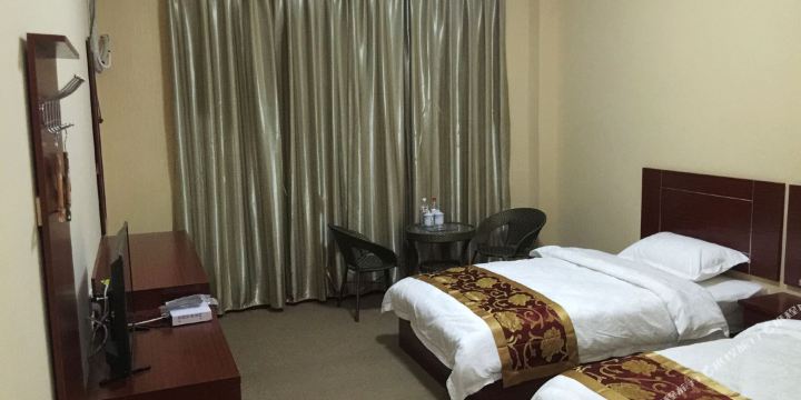 地址(位置,怎么去,怎么走):  西藏自治区昌都市芒康县如美镇竹卡村318