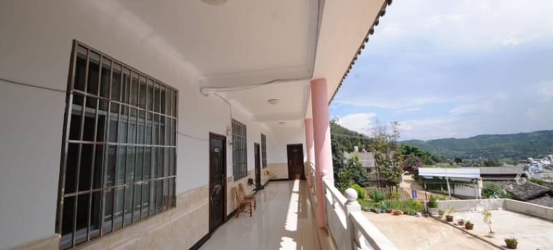 鸡足山竹笋庄园图片