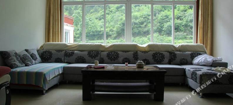 理县学浩民宿图片