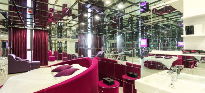 启东5921时尚主题酒店图片