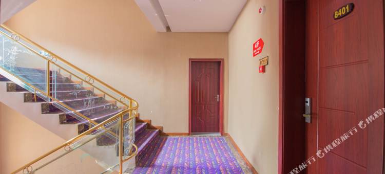 阆中老牌坊酒店图片