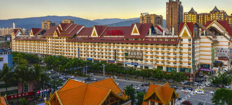 Lotoo酒店(西双版纳泼水广场店)图片