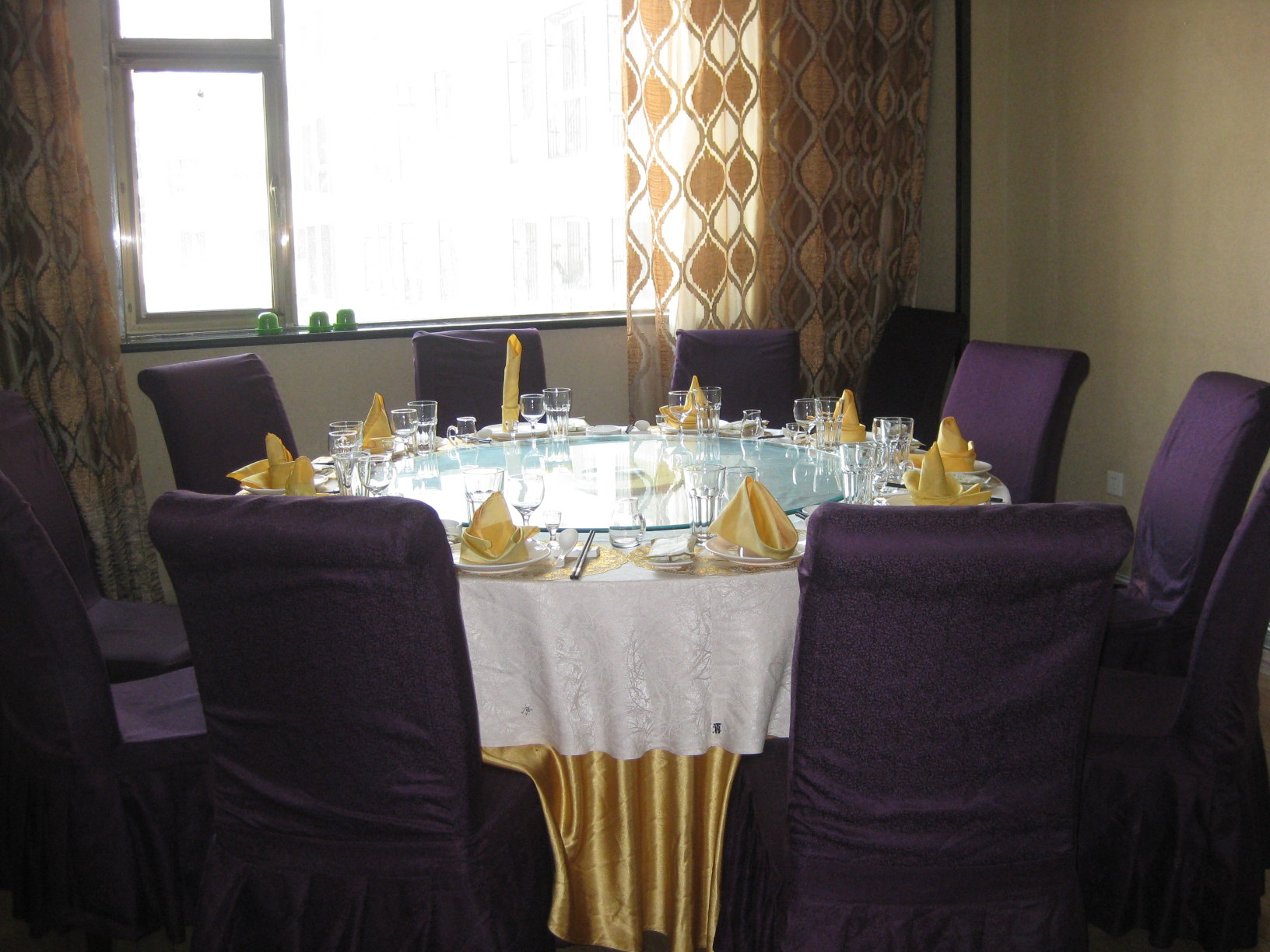 Hui Tong Hotel Over view