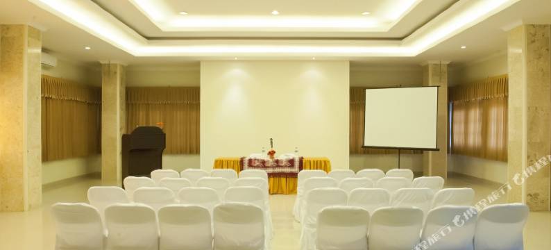 卡图尔艾迪布特拉酒店(Catur Adi Putra Hotel)图片