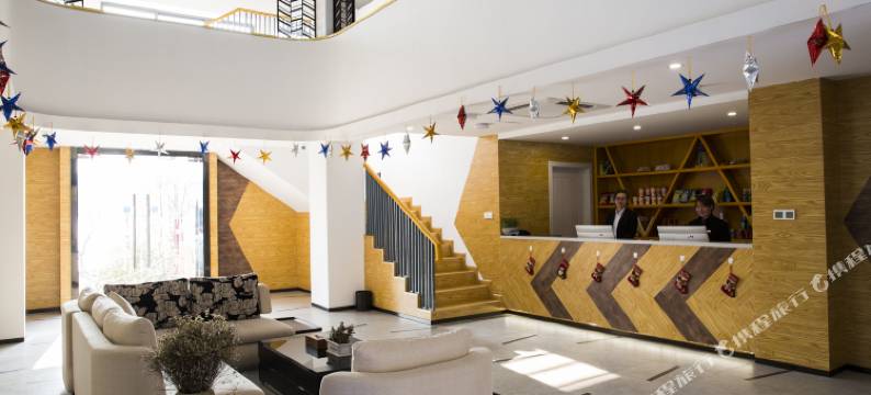 宁波小隐上水国际房车度假基地图片