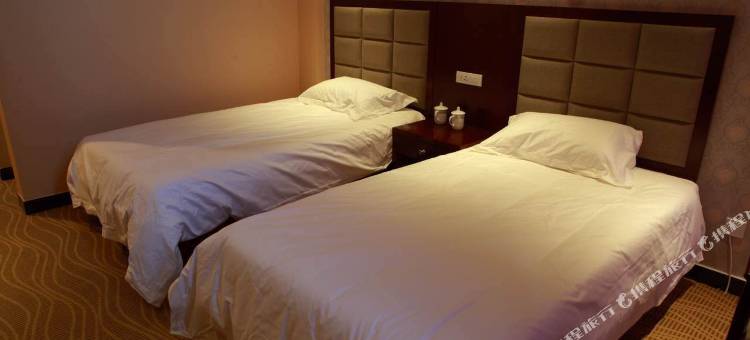 安阳鸡毛上天商务中心图片