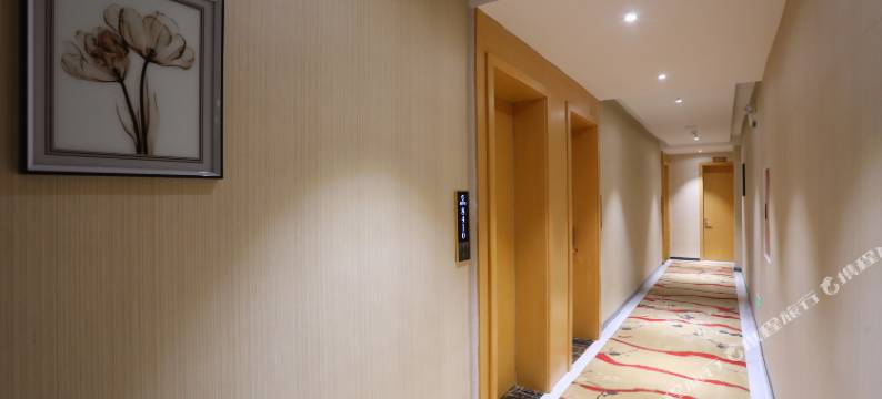 朗梵星空酒店图片