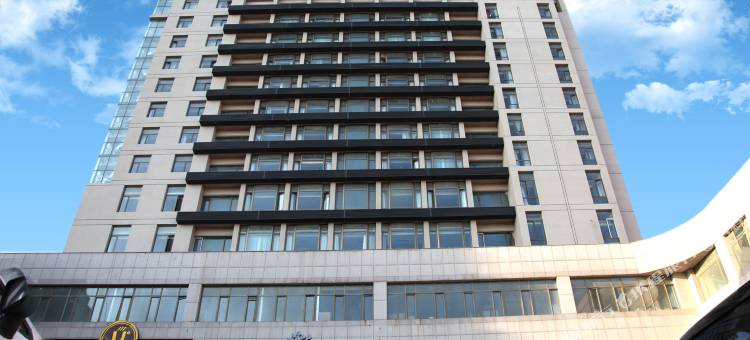 呼和浩特鼓楼立交桥满都海公园亚朵酒店图片