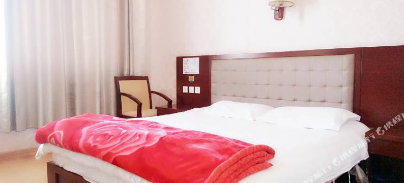 芒康聚元大酒店图片