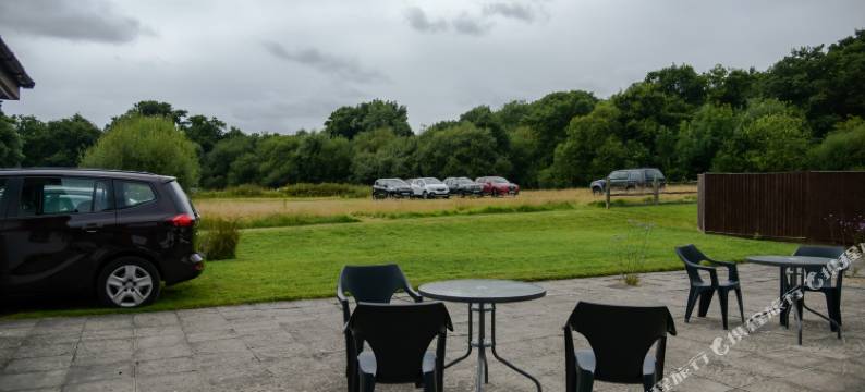 利特尔福克斯酒店(Little Foxes Hotel & Gatwick Airport Parking)图片