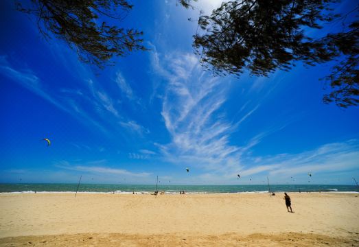 Four Oceans Beach Resort - Bon Bien Mui Ne Hotel Overview