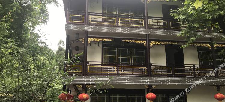 青城后山品味道家客栈(泰安古镇店)图片