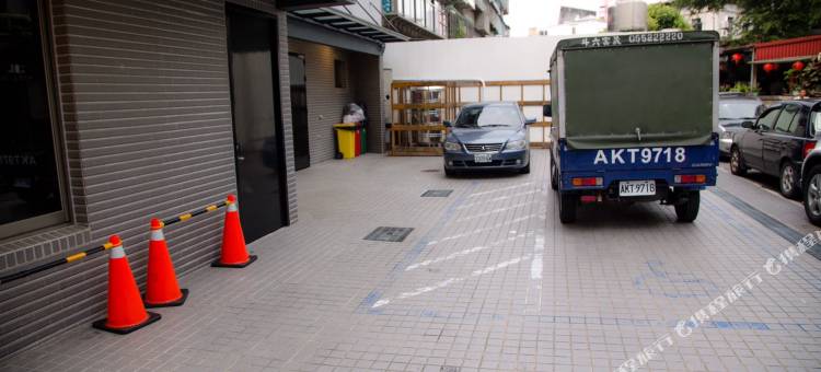 台北仲信大湖商旅图片